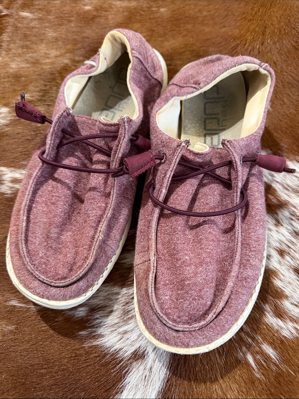 Hey Dude Women's Sneakers in Burgundy
